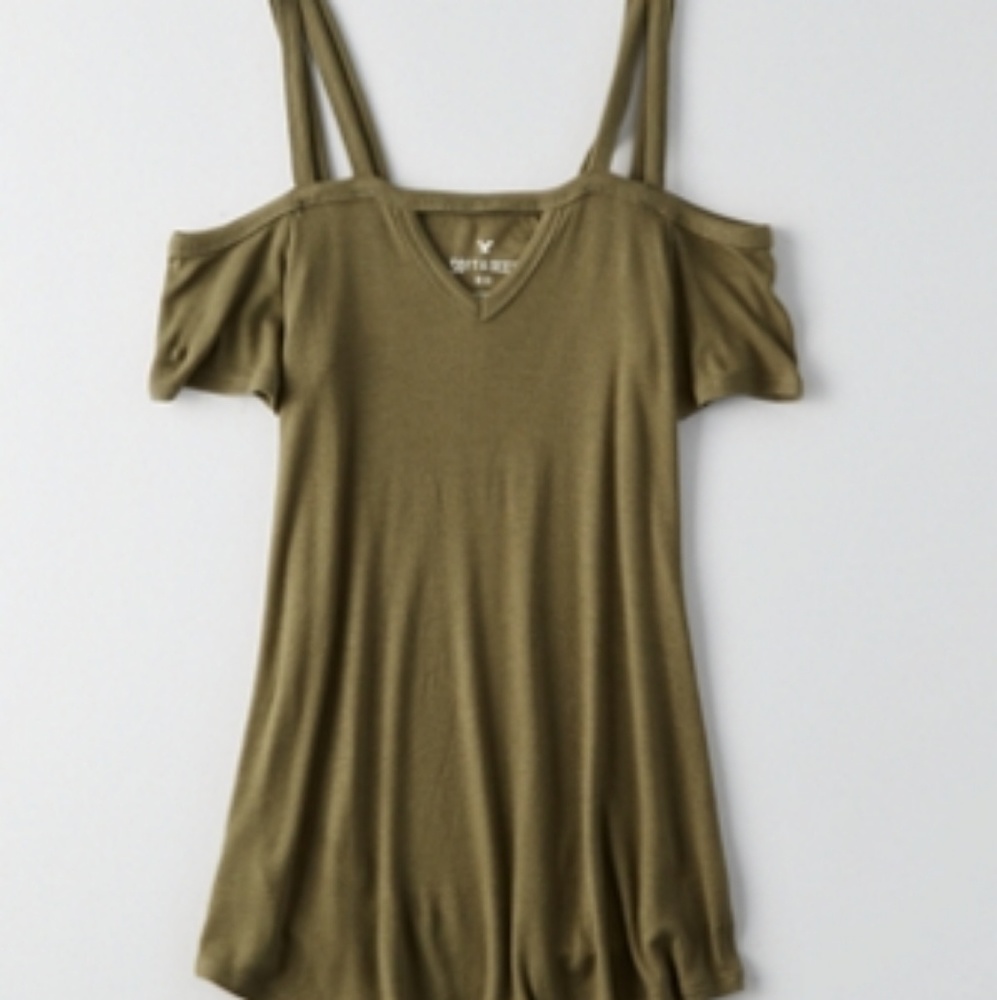 SOFT & SEXY RIBBED COLD SHOULDER T-SHIRT